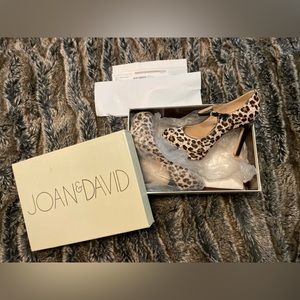 Joan & David 'Daquimberly' Leopard Print Calf Hair Platform Pumps 7.5